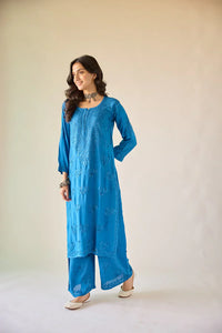 Hand Embroidered chikankari set