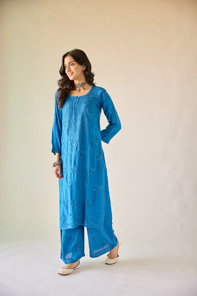 Hand Embroidered chikankari set