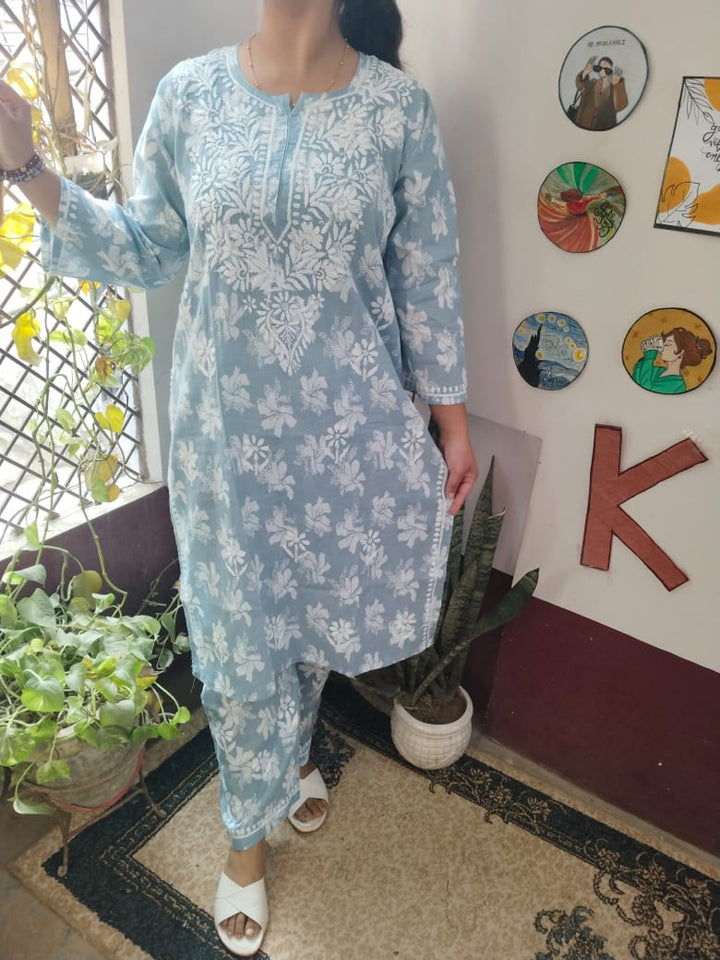 Inaya Handcrafted Chikankari Mulmul Set
